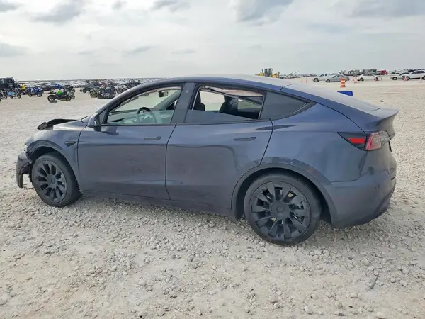 5YJYGDEE3MF202946 2021 TESLA MODEL Y - Image 2