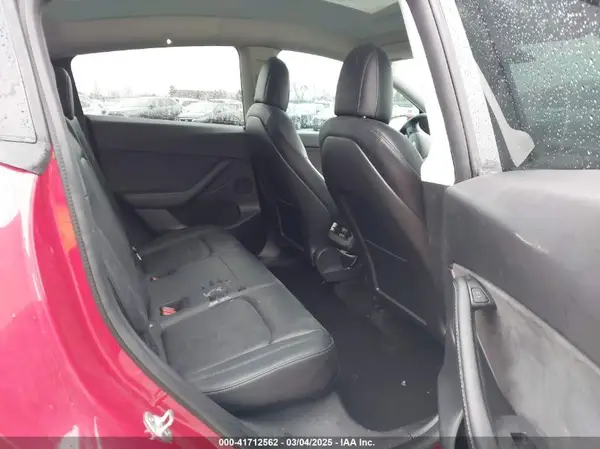 5YJYGDEE3MF204941 2021 TESLA MODEL Y - Image 8