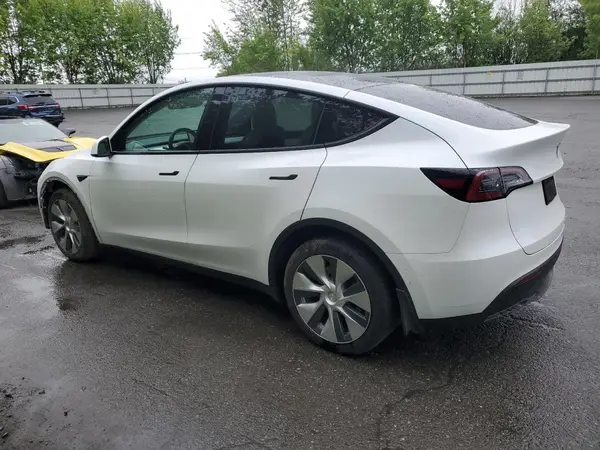 5YJYGDEE3MF206060 2021 TESLA MODEL Y - Image 2