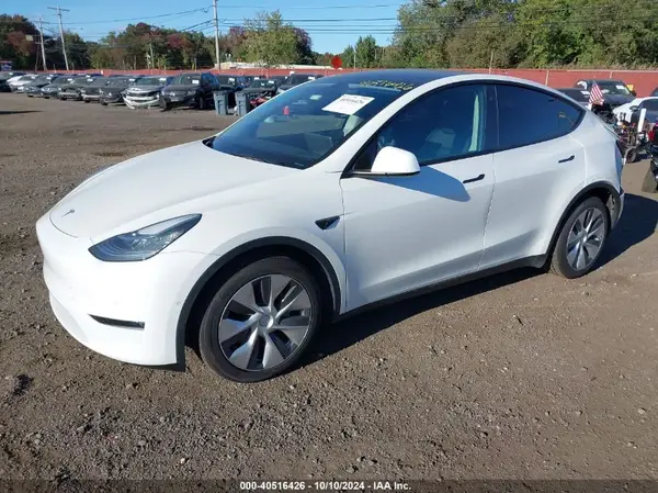 5YJYGDEE3MF208620 2021 TESLA MODEL Y - Image 2