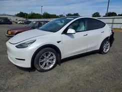 5YJYGDEE3MF225109 2021 TESLA MODEL Y