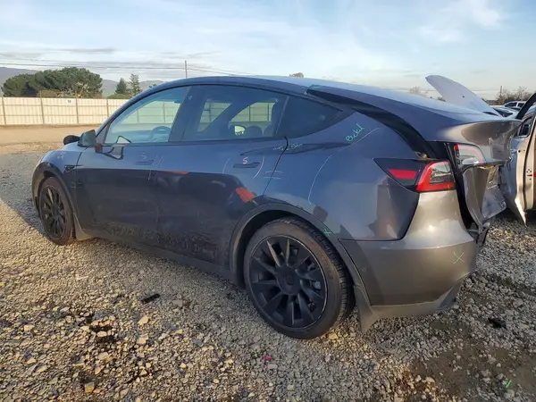 5YJYGDEE3MF231041 2021 TESLA MODEL Y - Image 2