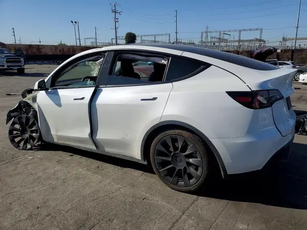 5YJYGDEE3MF234117 2021 TESLA MODEL Y - Image 2