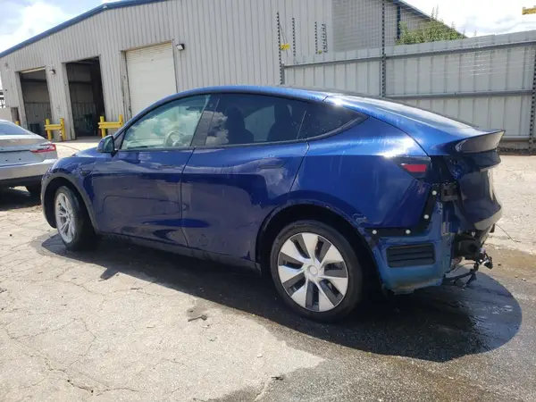 5YJYGDEE3MF239723 2021 TESLA MODEL Y - Image 2