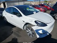 5YJYGDEE3MF240709 2021 TESLA MODEL Y