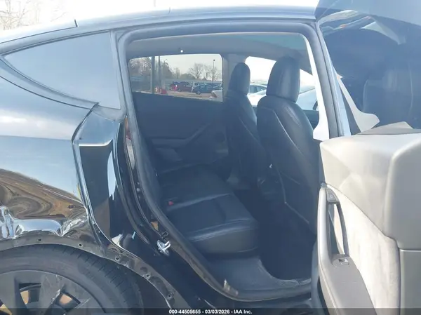 5YJYGDEE3MF257574 2021 TESLA MODEL Y - Image 8