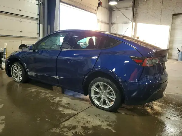 5YJYGDEE3MF259888 2021 TESLA MODEL Y - Image 2