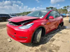 5YJYGDEE3MF260751 2021 TESLA MODEL Y