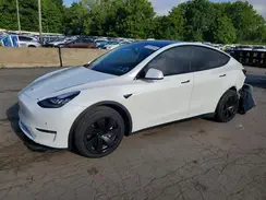 5YJYGDEE3MF265111 2021 TESLA MODEL Y