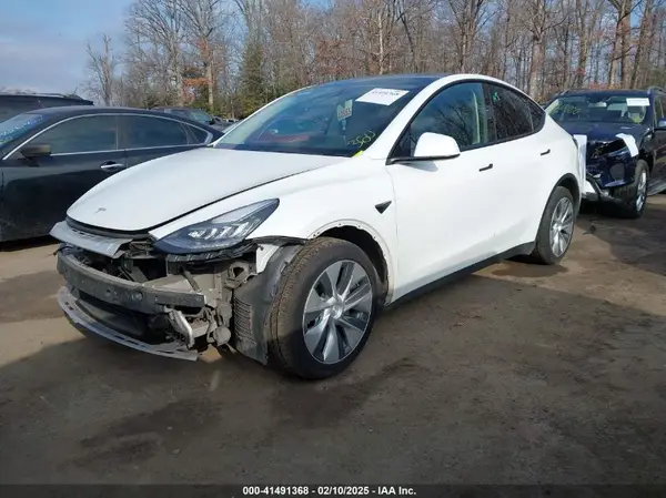 5YJYGDEE3MF265786 2021 TESLA MODEL Y - Image 2