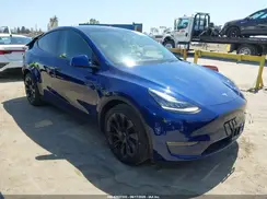 5YJYGDEE3MF275766 2021 TESLA MODEL Y