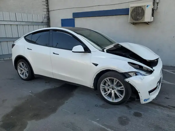 2021 TESLA MODEL Y COPART lot 43057435 auction photo 4