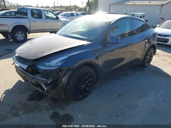 5YJYGDEE3MF287609 2021 TESLA MODEL Y - Image 2