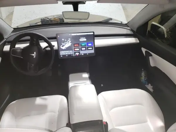 5YJYGDEE3MF303243 2021 TESLA MODEL Y - Image 8