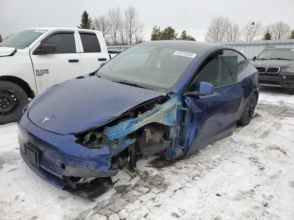 5YJYGDEE3MF303324 2021 TESLA MODEL Y - Image 1
