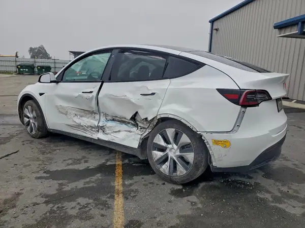 5YJYGDEE4LF010742 2020 TESLA MODEL Y - Image 2