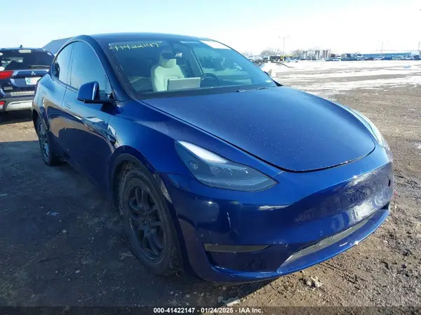 5YJYGDEE4LF023751 2020 TESLA MODEL Y - Image 1