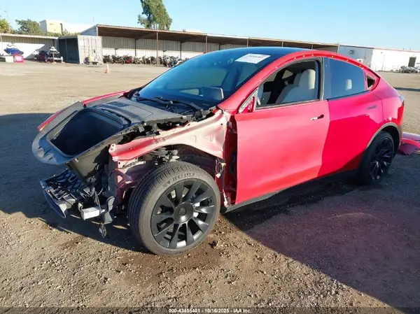 5YJYGDEE4LF024043 2020 TESLA MODEL Y - Image 2