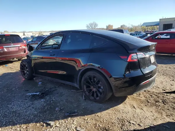 5YJYGDEE4LF025709 2020 TESLA MODEL Y - Image 2