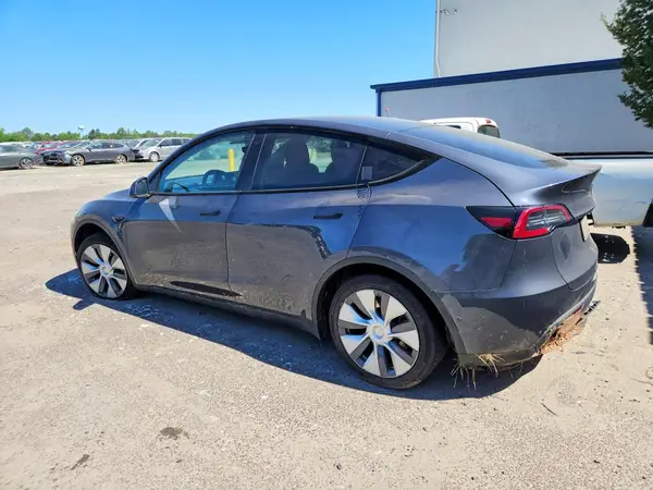 5YJYGDEE4LF025922 2020 TESLA MODEL Y - Image 2