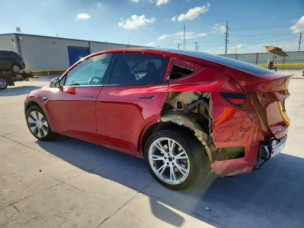 5YJYGDEE4LF031719 2020 TESLA MODEL Y - Image 2