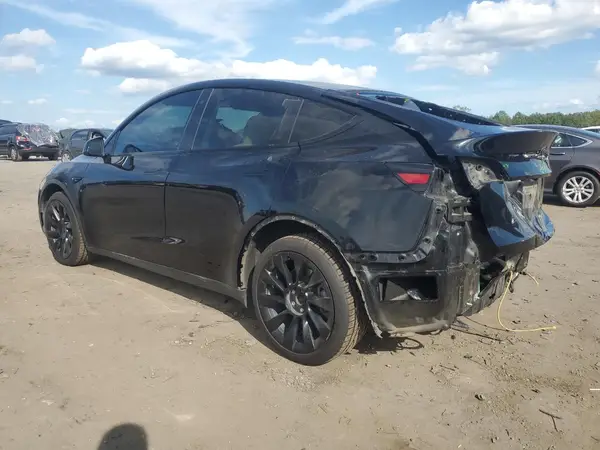 5YJYGDEE4LF036130 2020 TESLA MODEL Y - Image 2