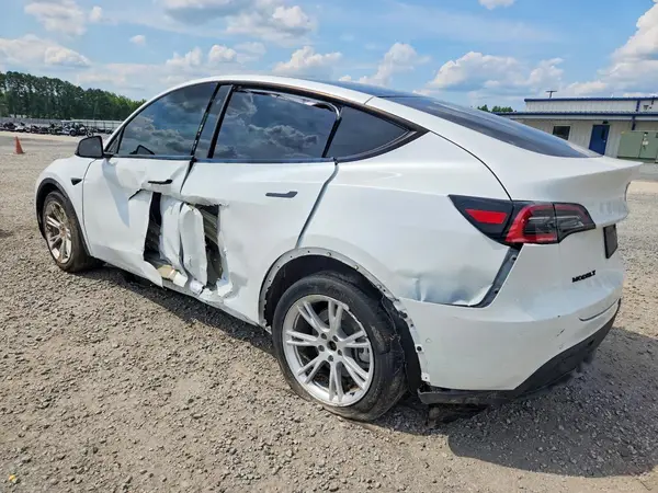 5YJYGDEE4LF045023 2020 TESLA MODEL Y - Image 2