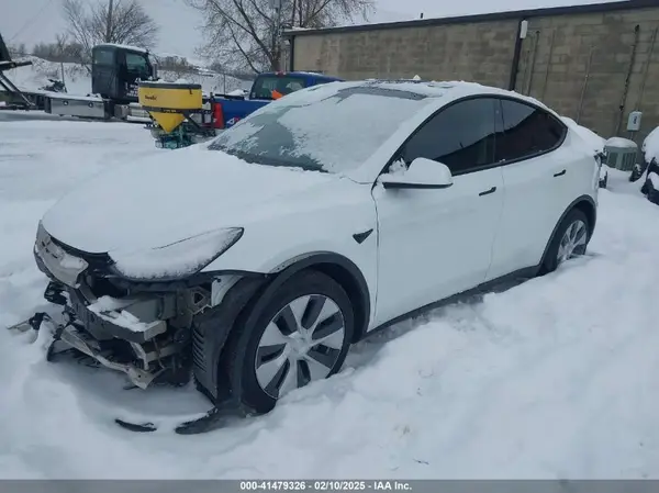5YJYGDEE4LF045037 2020 TESLA MODEL Y - Image 2