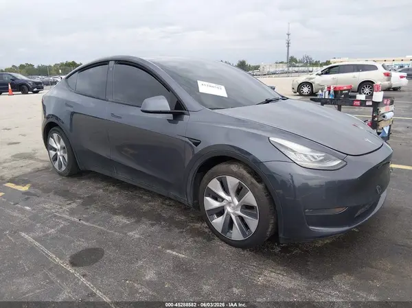 5YJYGDEE4LF047998 2020 TESLA MODEL Y - Image 1