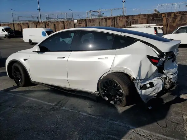 5YJYGDEE4LF058290 2020 TESLA MODEL Y - Image 2