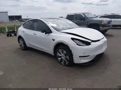 5YJYGDEE4MF068903 2021 TESLA MODEL Y