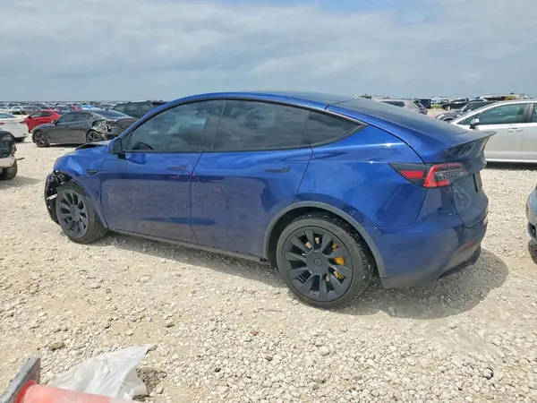 5YJYGDEE4MF073891 2021 TESLA MODEL Y - Image 2