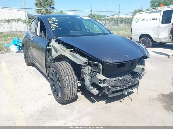 5YJYGDEE4MF076791 2021 TESLA MODEL Y - Image 1