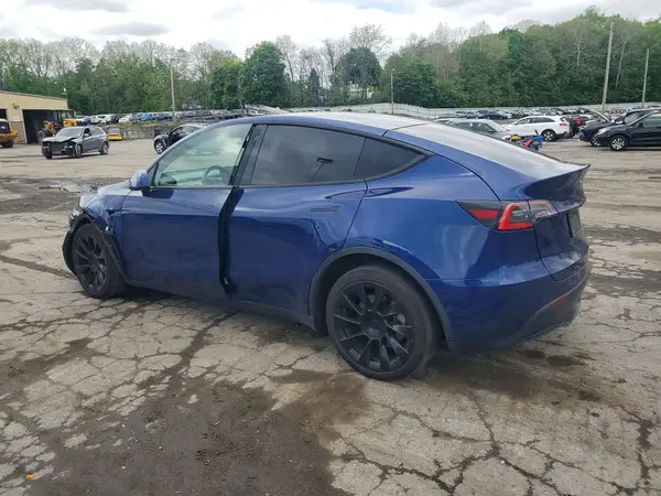 5YJYGDEE4MF079643 2021 TESLA MODEL Y - Image 2