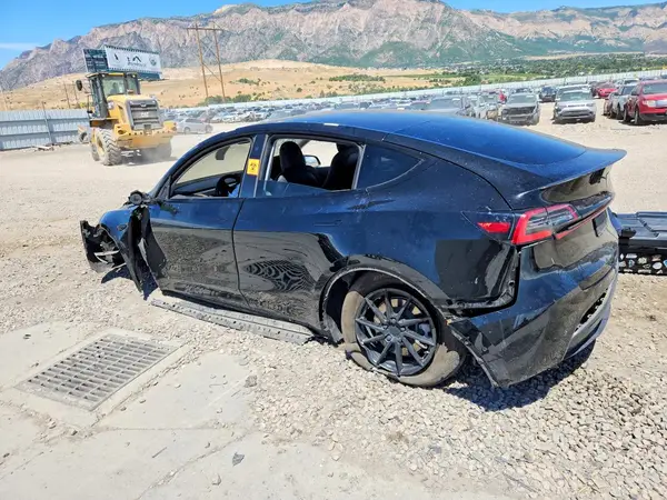 5YJYGDEE4MF080548 2021 TESLA MODEL Y - Image 2