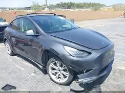 5YJYGDEE4MF082218 2021 TESLA MODEL Y