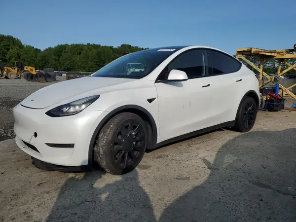 5YJYGDEE4MF084454 2021 TESLA MODEL Y - Image 1