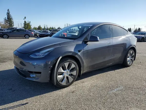 5YJYGDEE4MF089976 2021 TESLA MODEL Y - Image 1