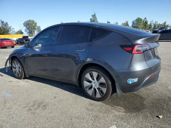 5YJYGDEE4MF089976 2021 TESLA MODEL Y - Image 2