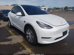5YJYGDEE4MF104945 2021 TESLA MODEL Y