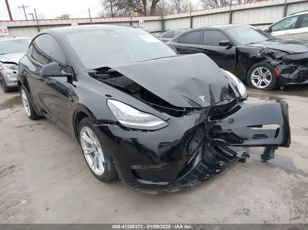 5YJYGDEE4MF121812 2021 TESLA MODEL Y - Image 1