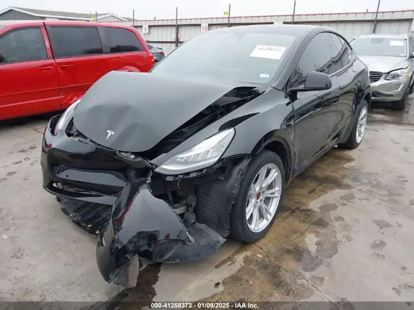 5YJYGDEE4MF121812 2021 TESLA MODEL Y - Image 2