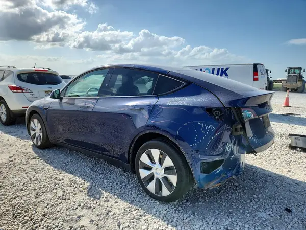 5YJYGDEE4MF122152 2021 TESLA MODEL Y - Image 2