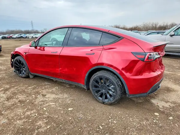 5YJYGDEE4MF123981 2021 TESLA MODEL Y - Image 2