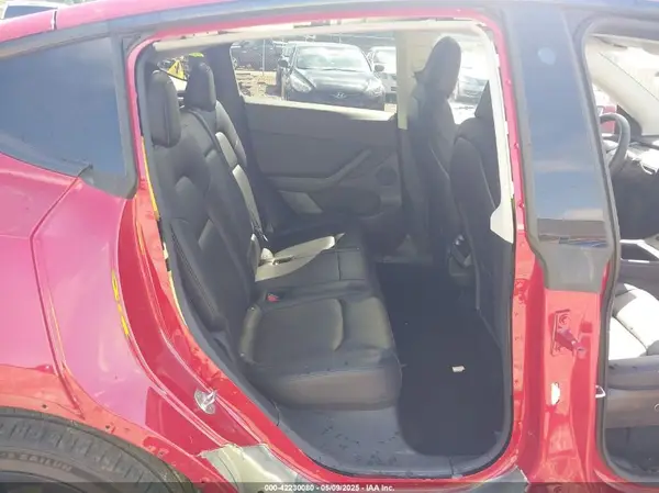 5YJYGDEE4MF125679 2021 TESLA MODEL Y - Image 8