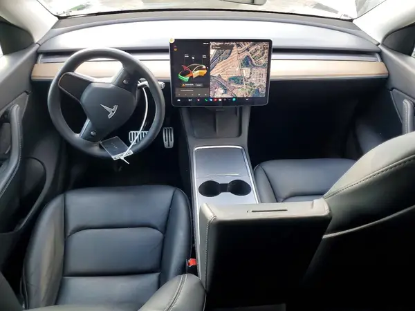 5YJYGDEE4MF152932 2021 TESLA MODEL Y - Image 8