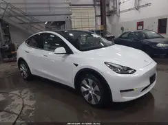 5YJYGDEE4MF153496 2021 TESLA MODEL Y