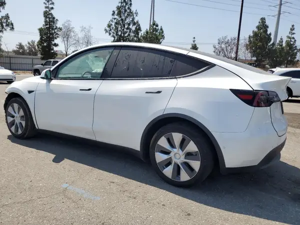 5YJYGDEE4MF160562 2021 TESLA MODEL Y - Image 2