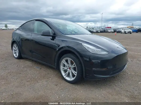 5YJYGDEE4MF182027 2021 TESLA MODEL Y - Image 1