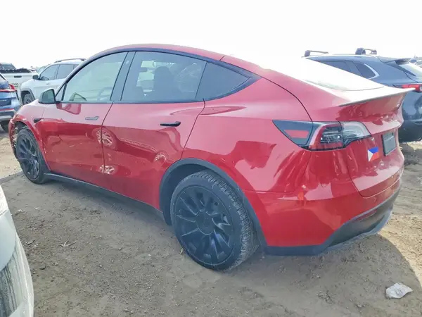 5YJYGDEE4MF184215 2021 TESLA MODEL Y - Image 2